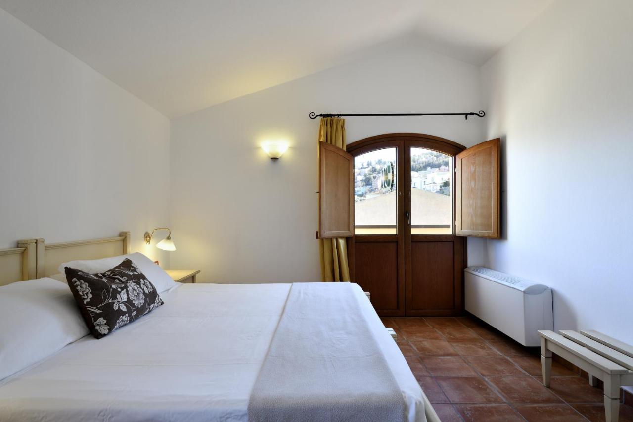 Hotel Marie Claire Lanusei Εξωτερικό φωτογραφία