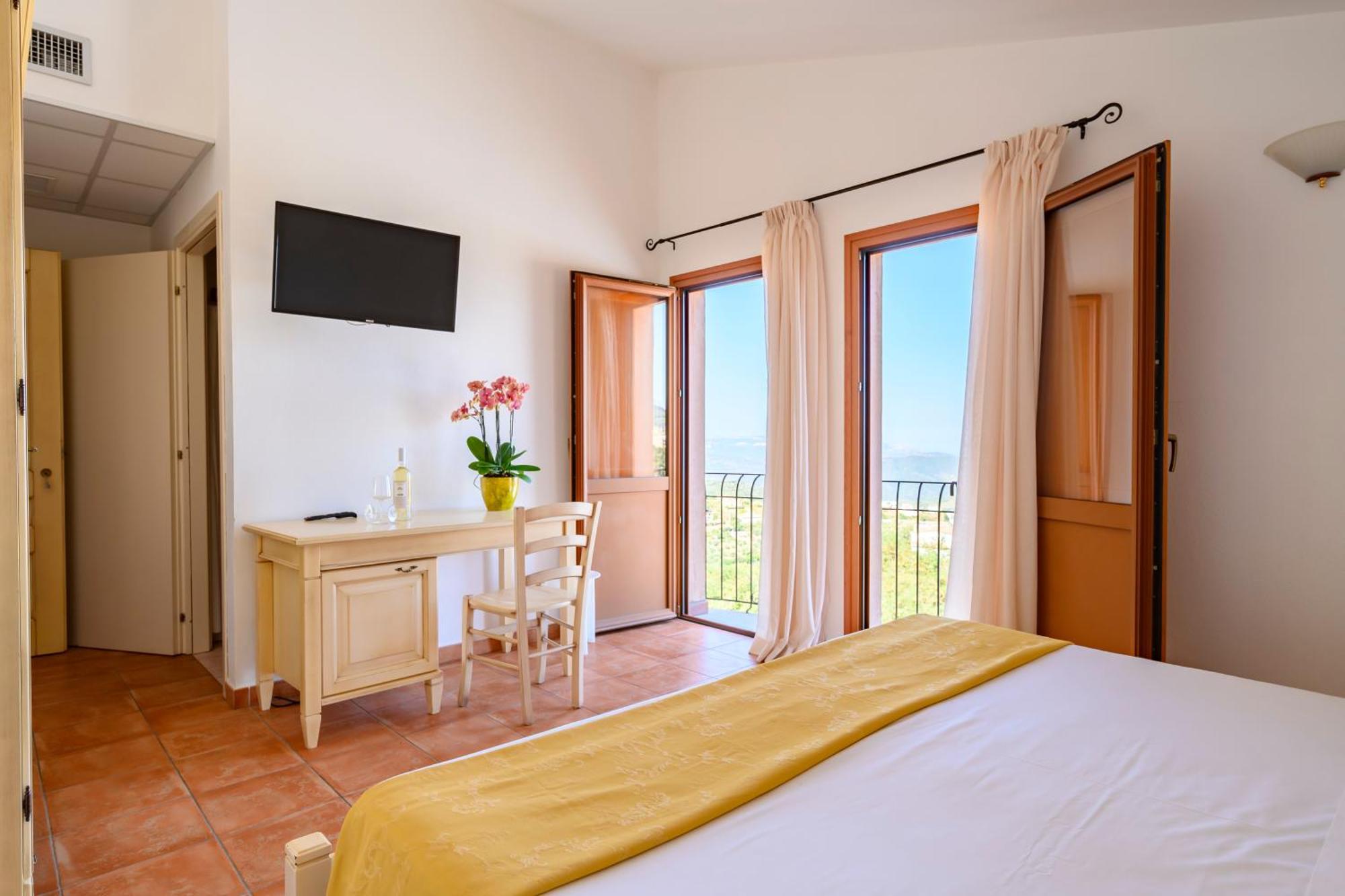 Hotel Marie Claire Lanusei Εξωτερικό φωτογραφία