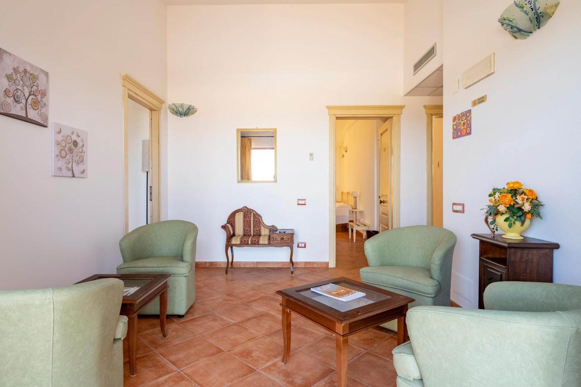 Hotel Marie Claire Lanusei Εξωτερικό φωτογραφία