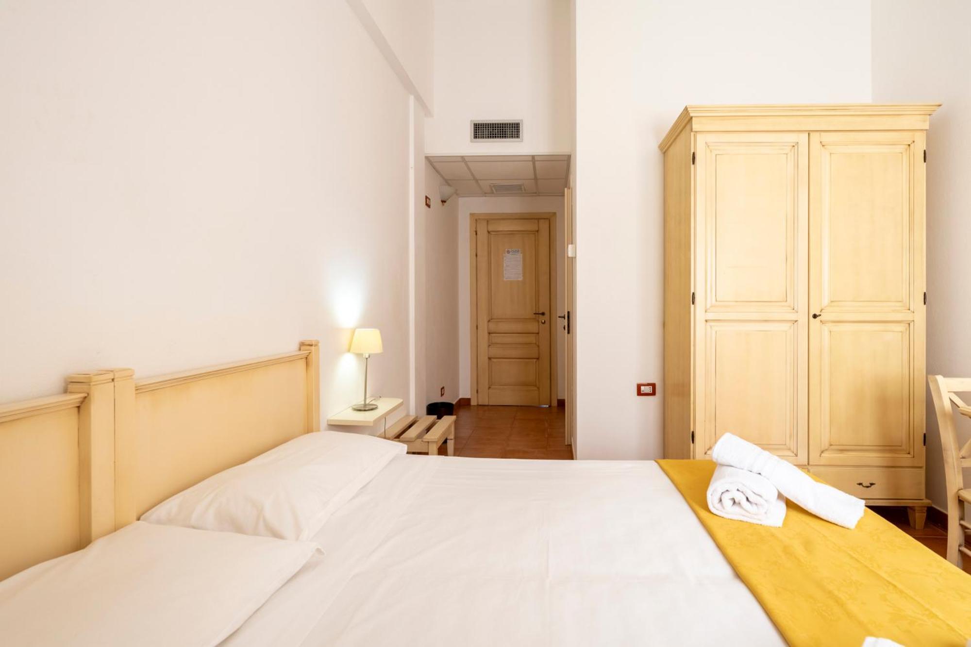 Hotel Marie Claire Lanusei Εξωτερικό φωτογραφία
