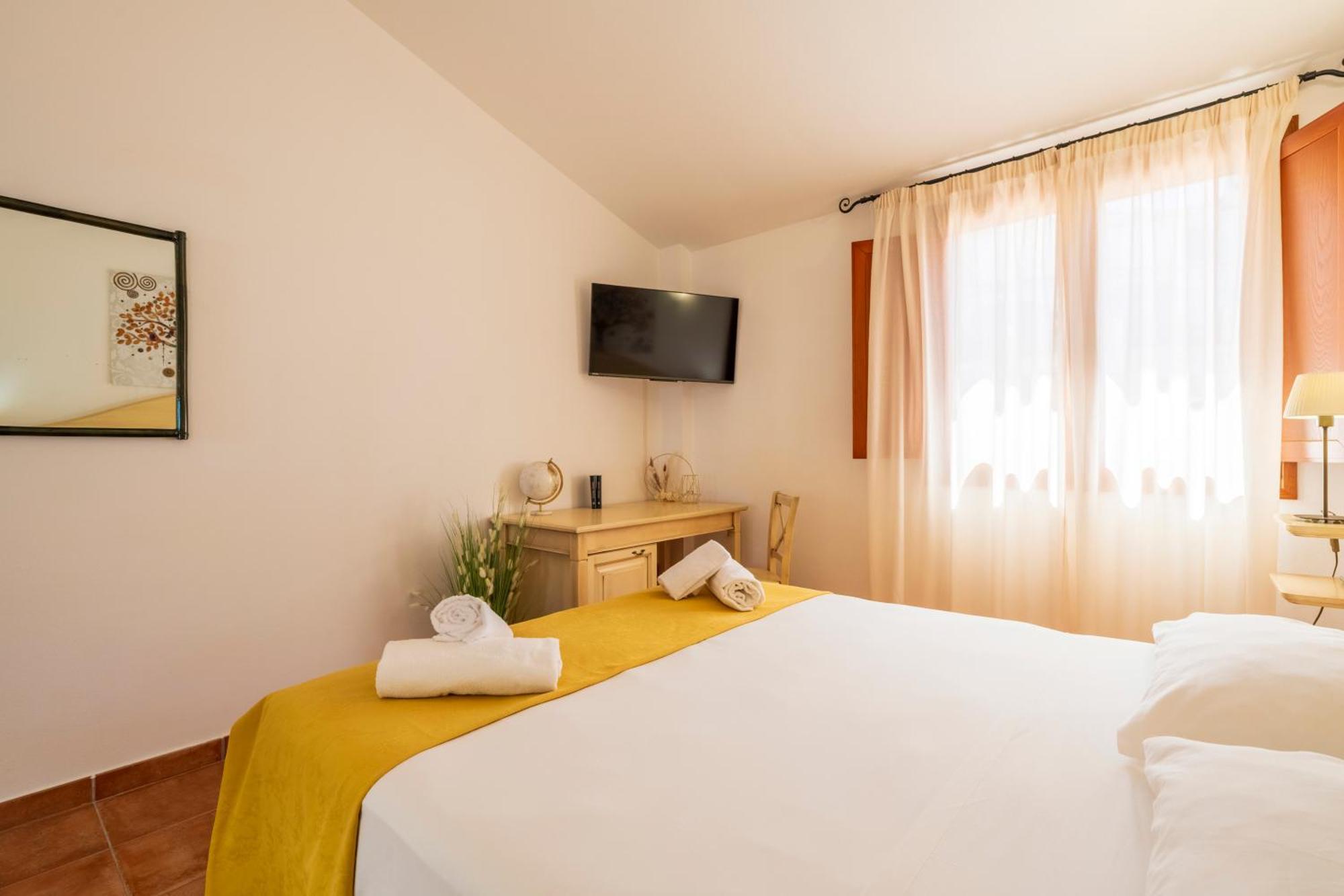 Hotel Marie Claire Lanusei Εξωτερικό φωτογραφία