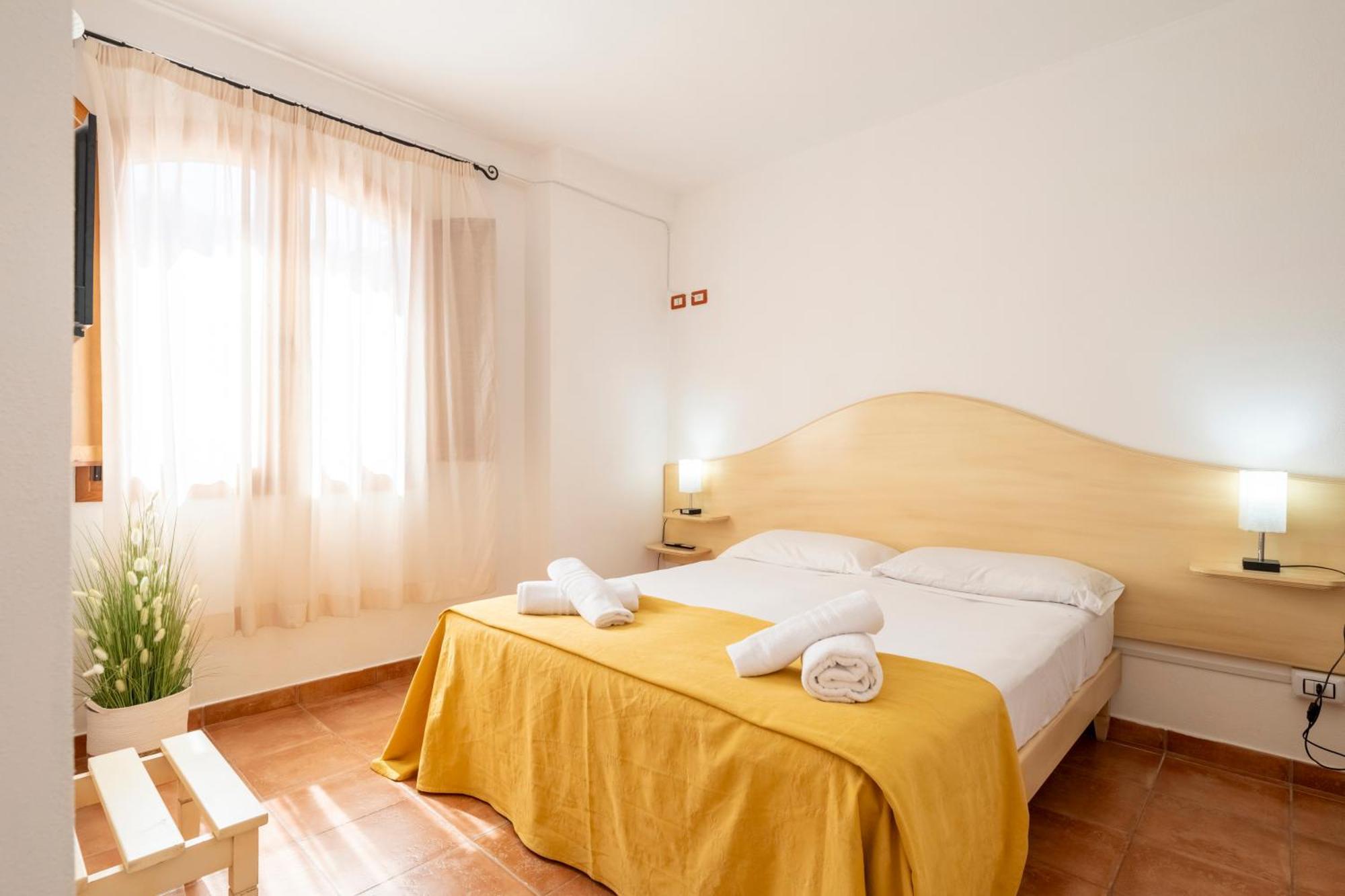 Hotel Marie Claire Lanusei Εξωτερικό φωτογραφία