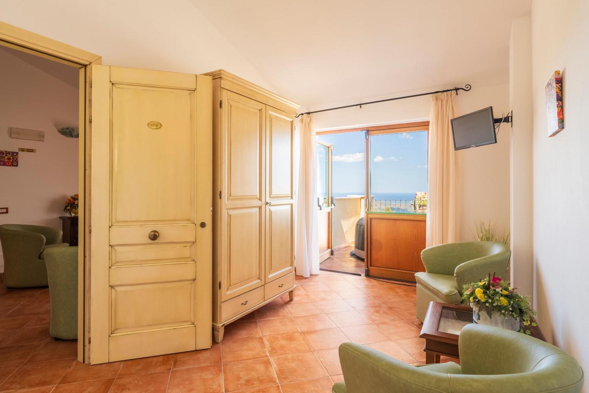 Hotel Marie Claire Lanusei Εξωτερικό φωτογραφία